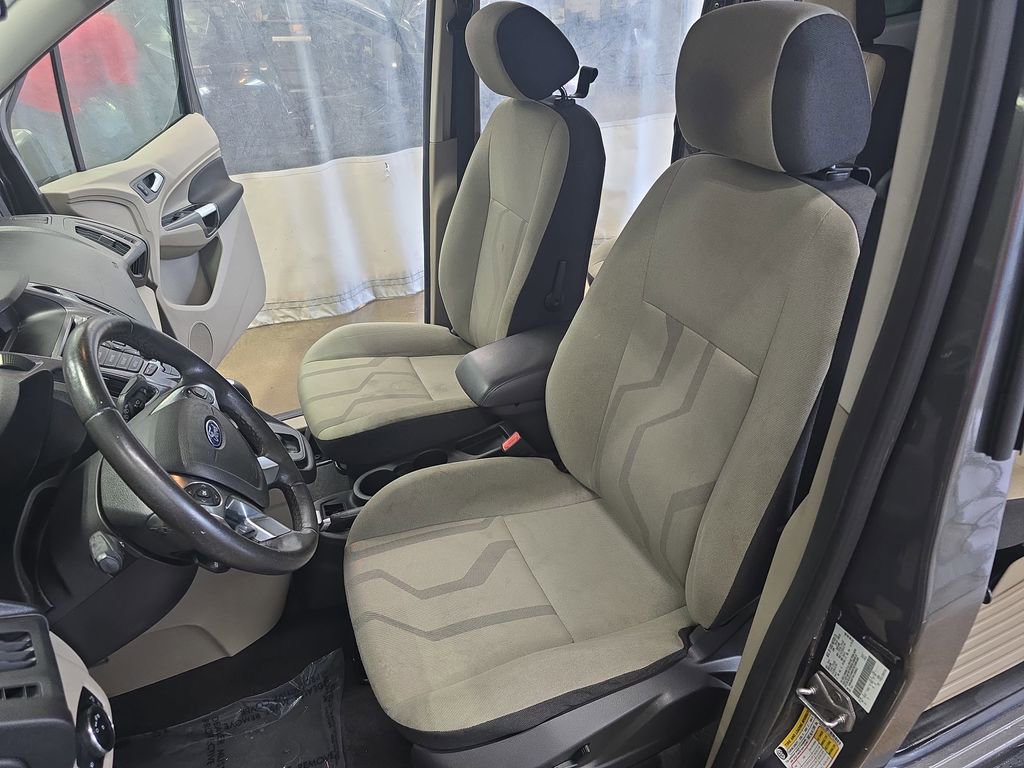 Used 2017 Ford Transit Connect XLT FWD image 16