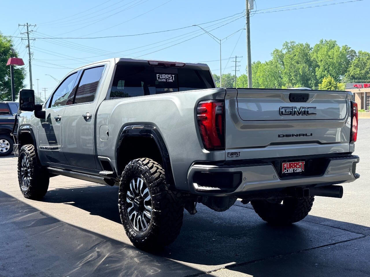 Used 2024 GMC Sierra 3500 Denali Ultimate AWD/4WD image 5