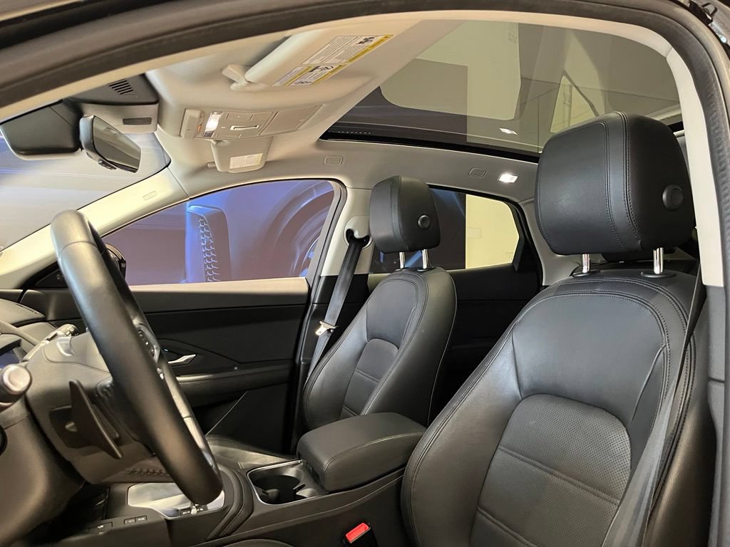 Used 2020 Jaguar E-PACE AWD/4WD image 20