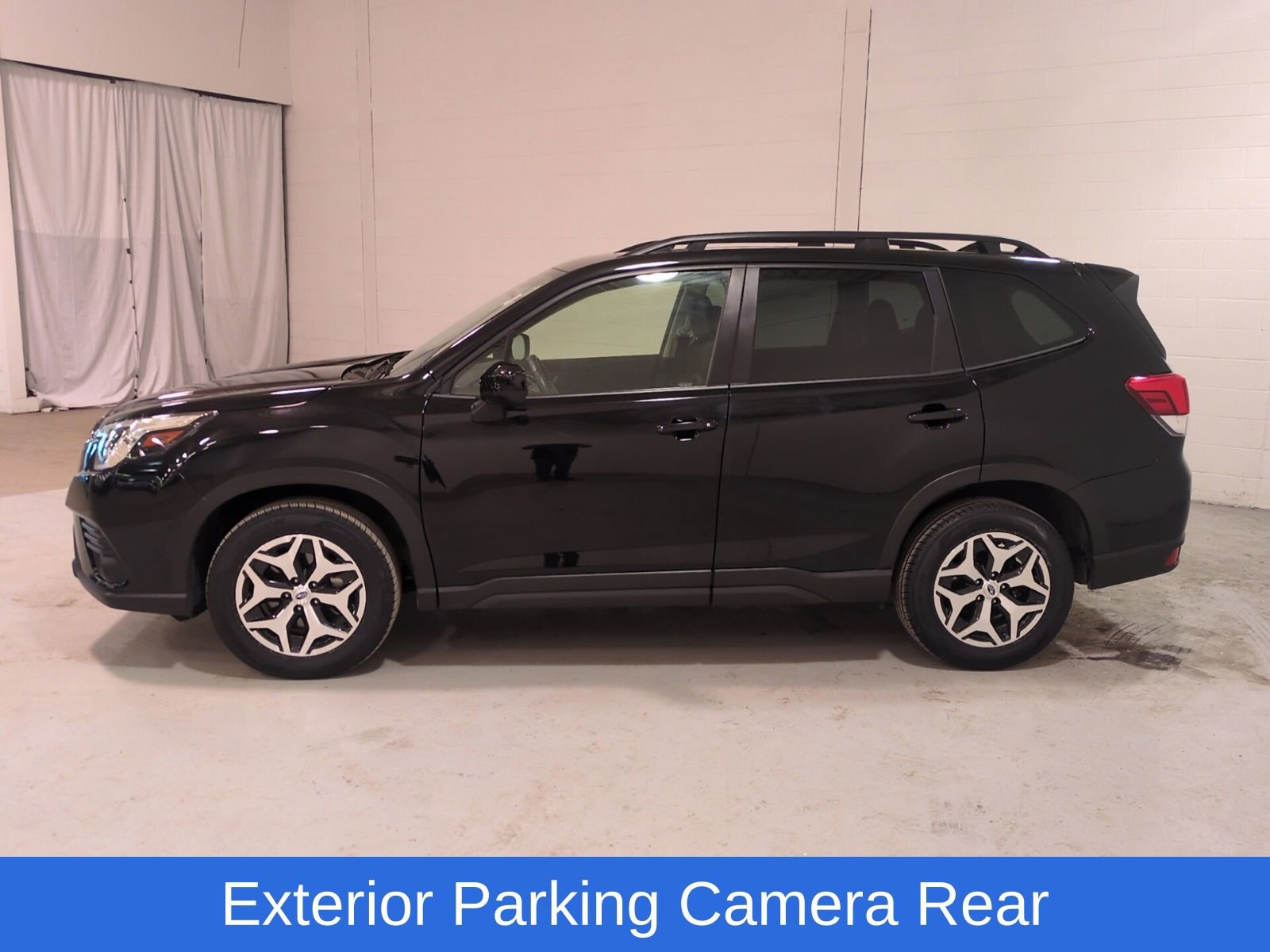 Certified 2023 Subaru Forester Premium image 7