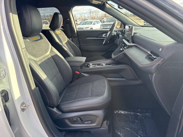 New 2026 Ford Explorer Tremor w/ Tremor Convenience Package image 18