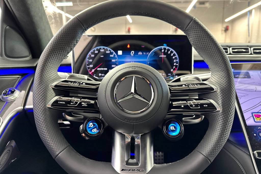 Used 2025 Mercedes-Benz S 63 AMG S image 19