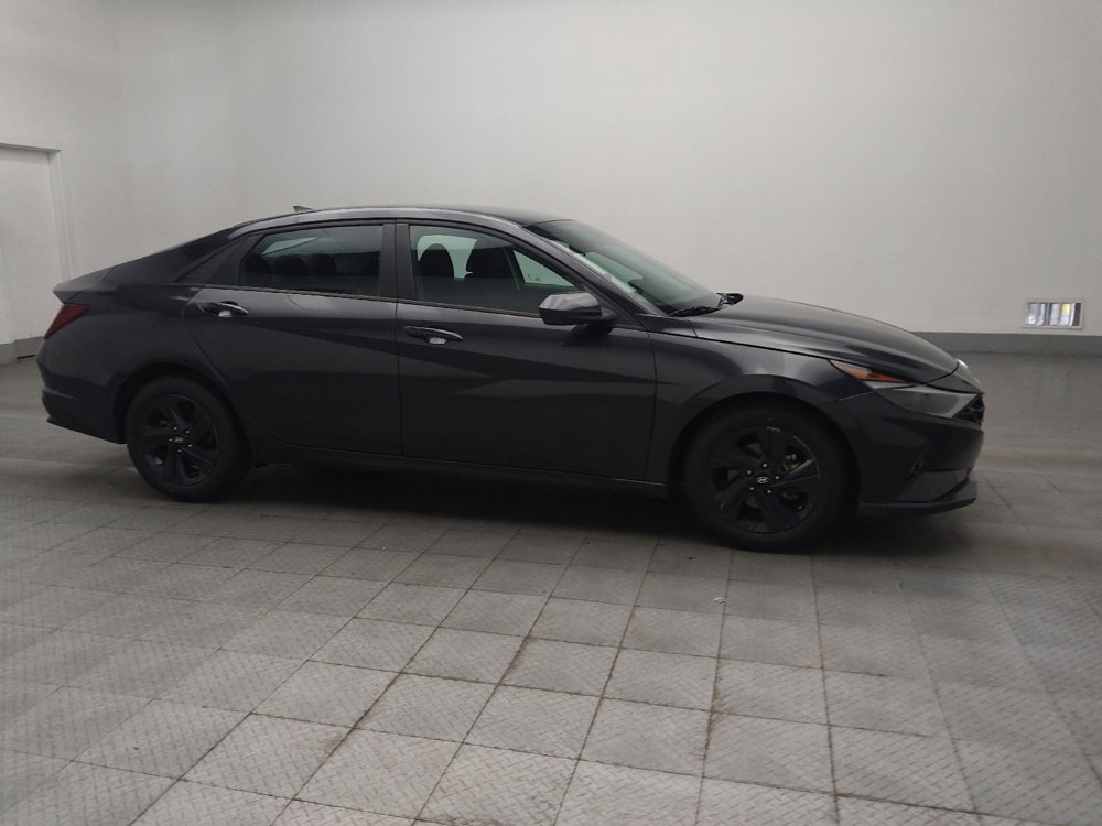 Used 2021 Hyundai Elantra SEL w/ Convenience Package FWD image 11