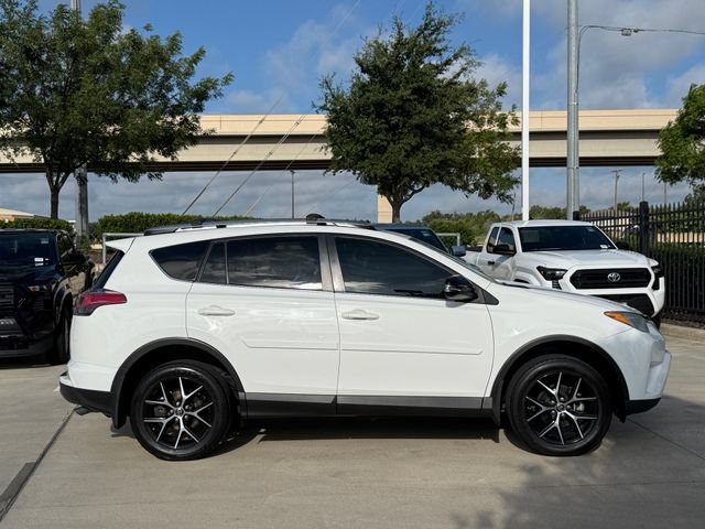 Used 2018 Toyota RAV4 SE w/ Power Extra Value Package FWD image 5