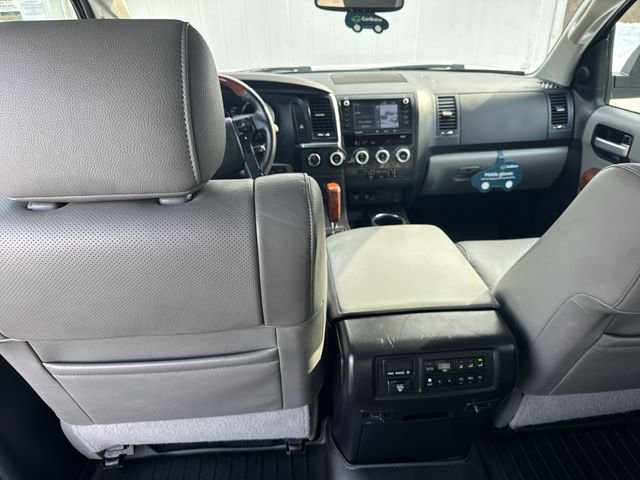 Used 2020 Toyota Sequoia Platinum image 12