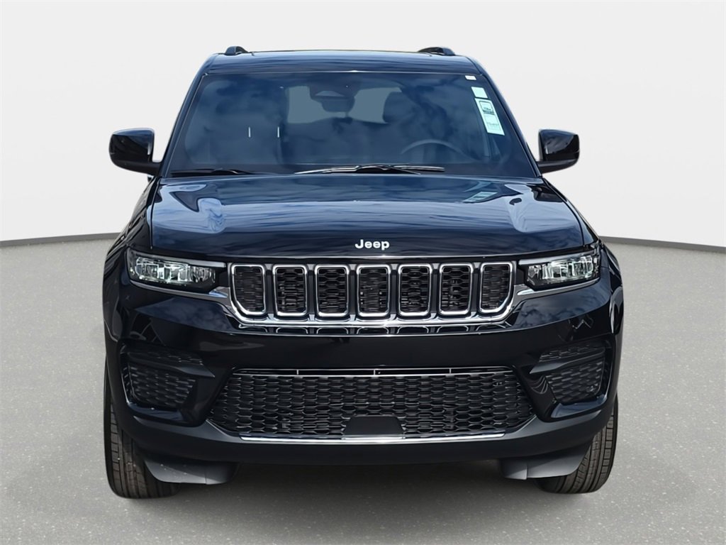 New 2025 Jeep Grand Cherokee Laredo X image 2
