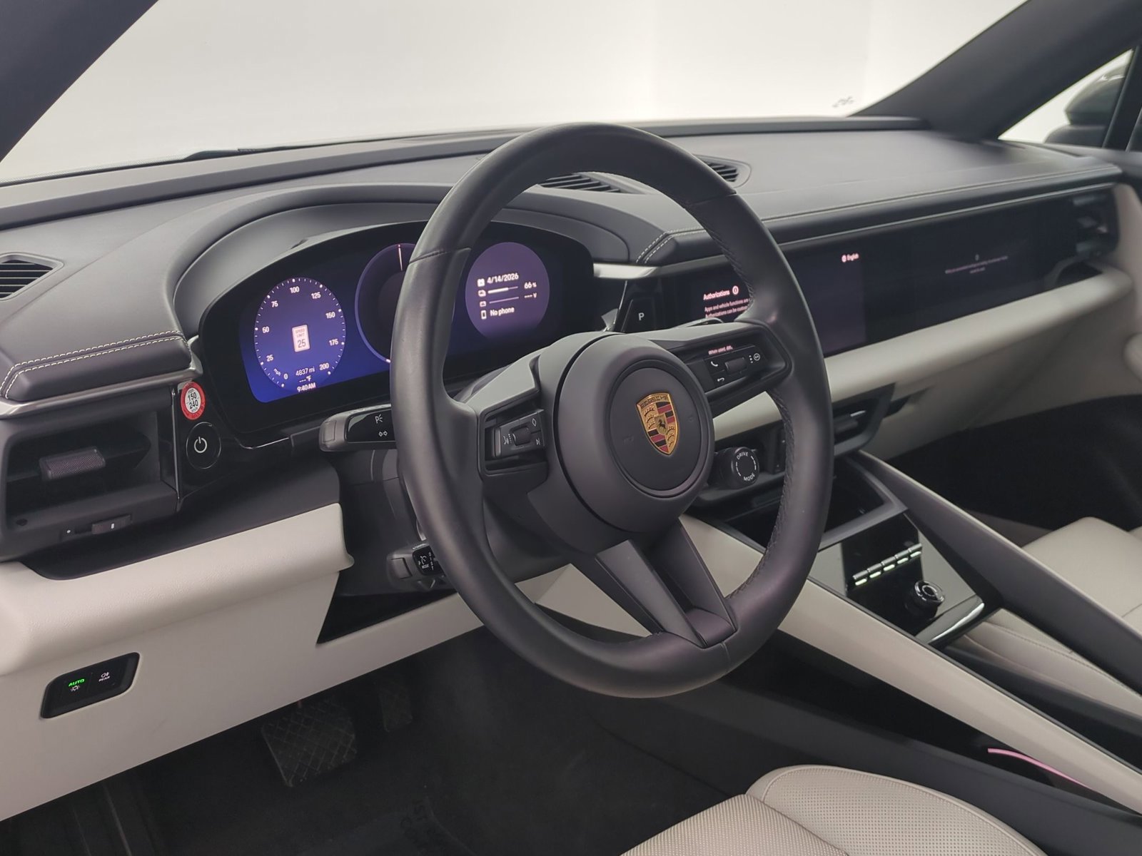 Certified 2025 Porsche Macan Electric RWD image 4