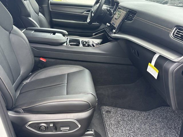 New 2026 Jeep Grand Wagoneer L 4WD image 13