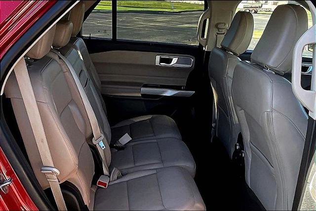 Certified 2024 Ford Explorer Limited image 19