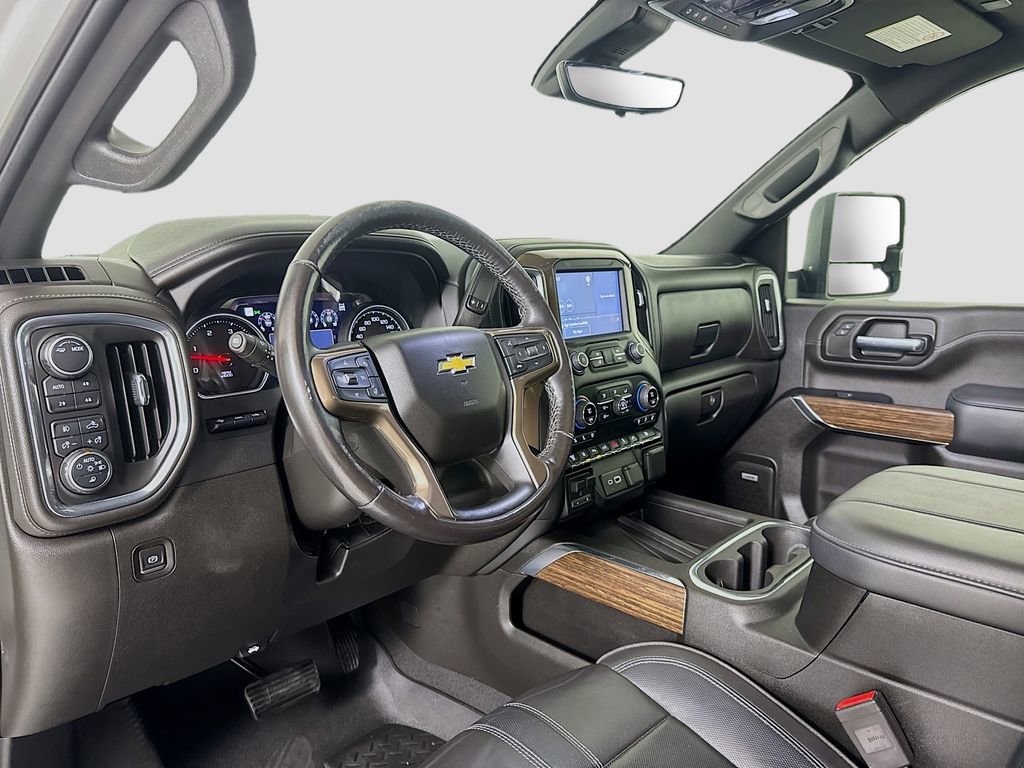 Used 2023 Chevrolet Silverado 3500 High Country AWD/4WD image 9
