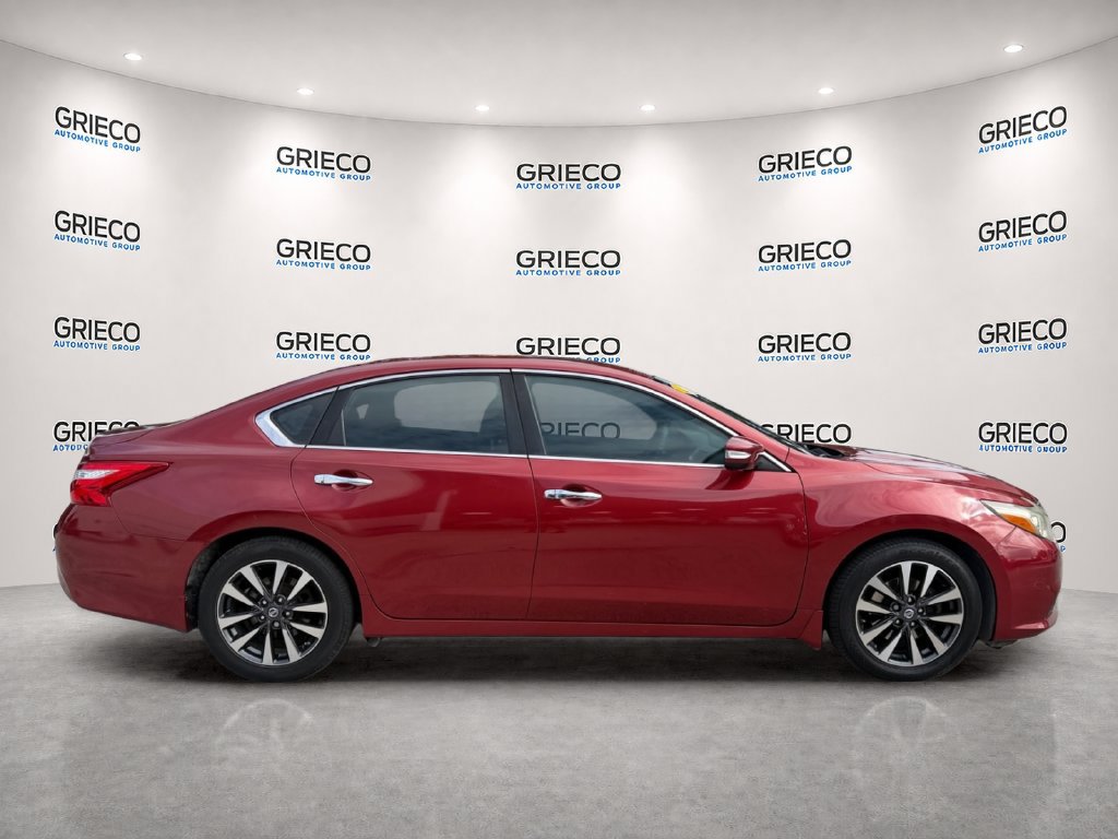 Used 2016 Nissan Altima 2.5 SV w/ Convenience Package FWD image 8