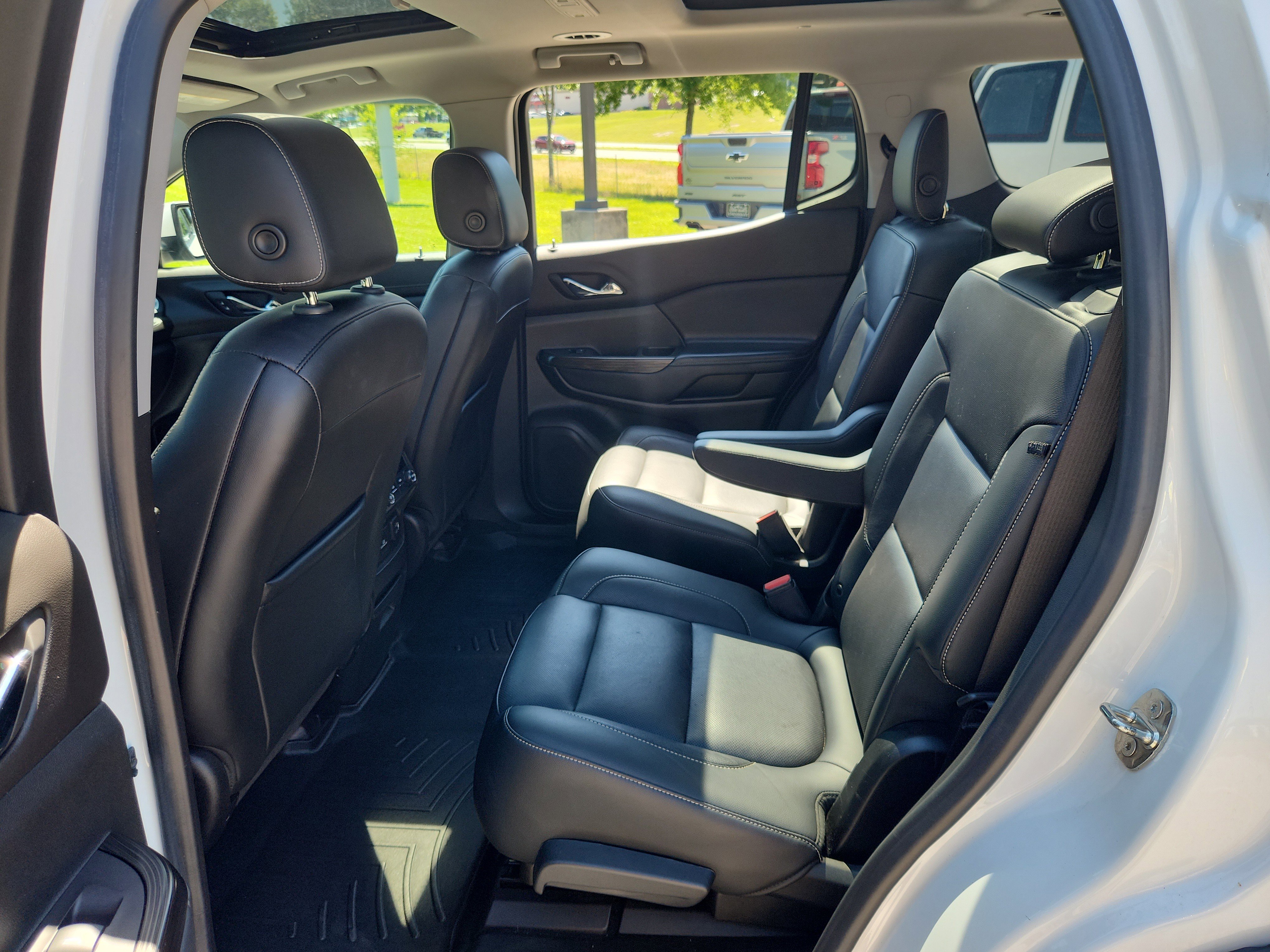 Used 2019 GMC Acadia SLT FWD image 45