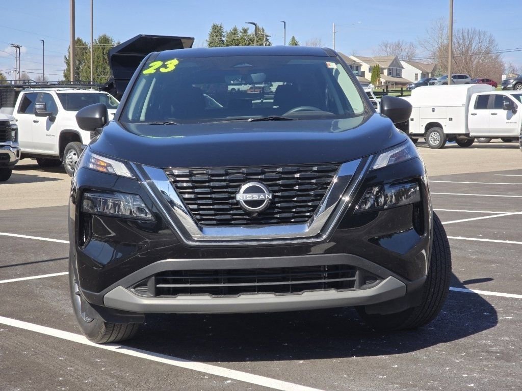 Used 2023 Nissan Rogue S image 6