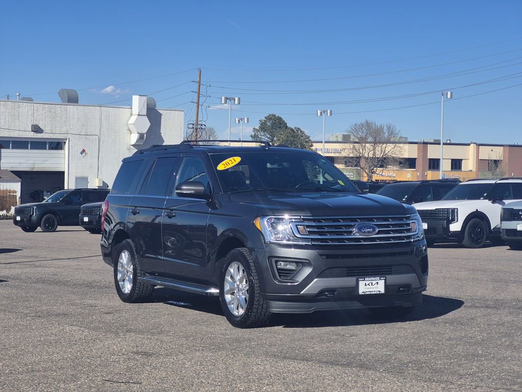 Used 2021 Ford Expedition XLT image 2