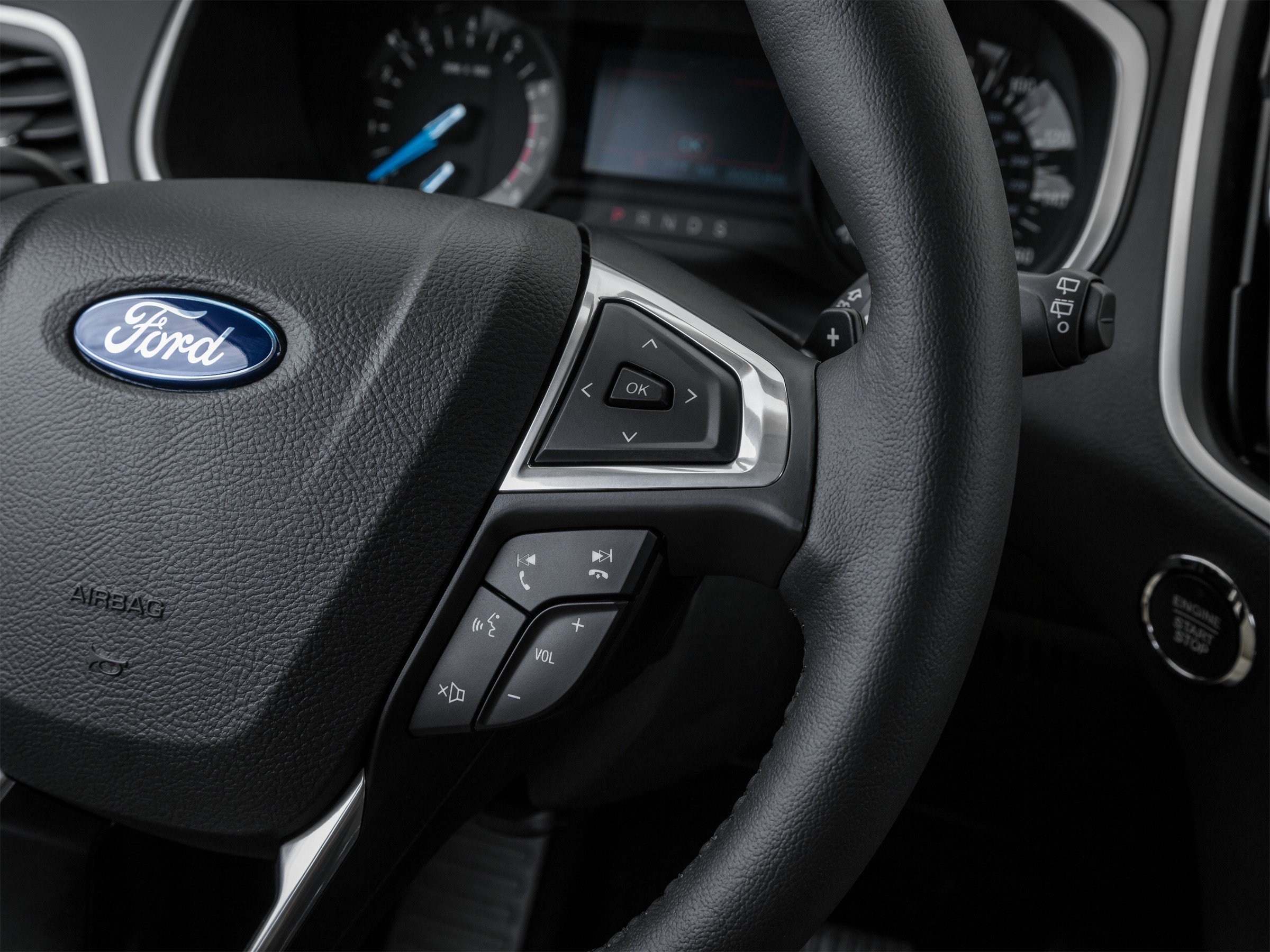 Used 2015 Ford Edge SEL w/ Equipment Group 201A FWD image 47