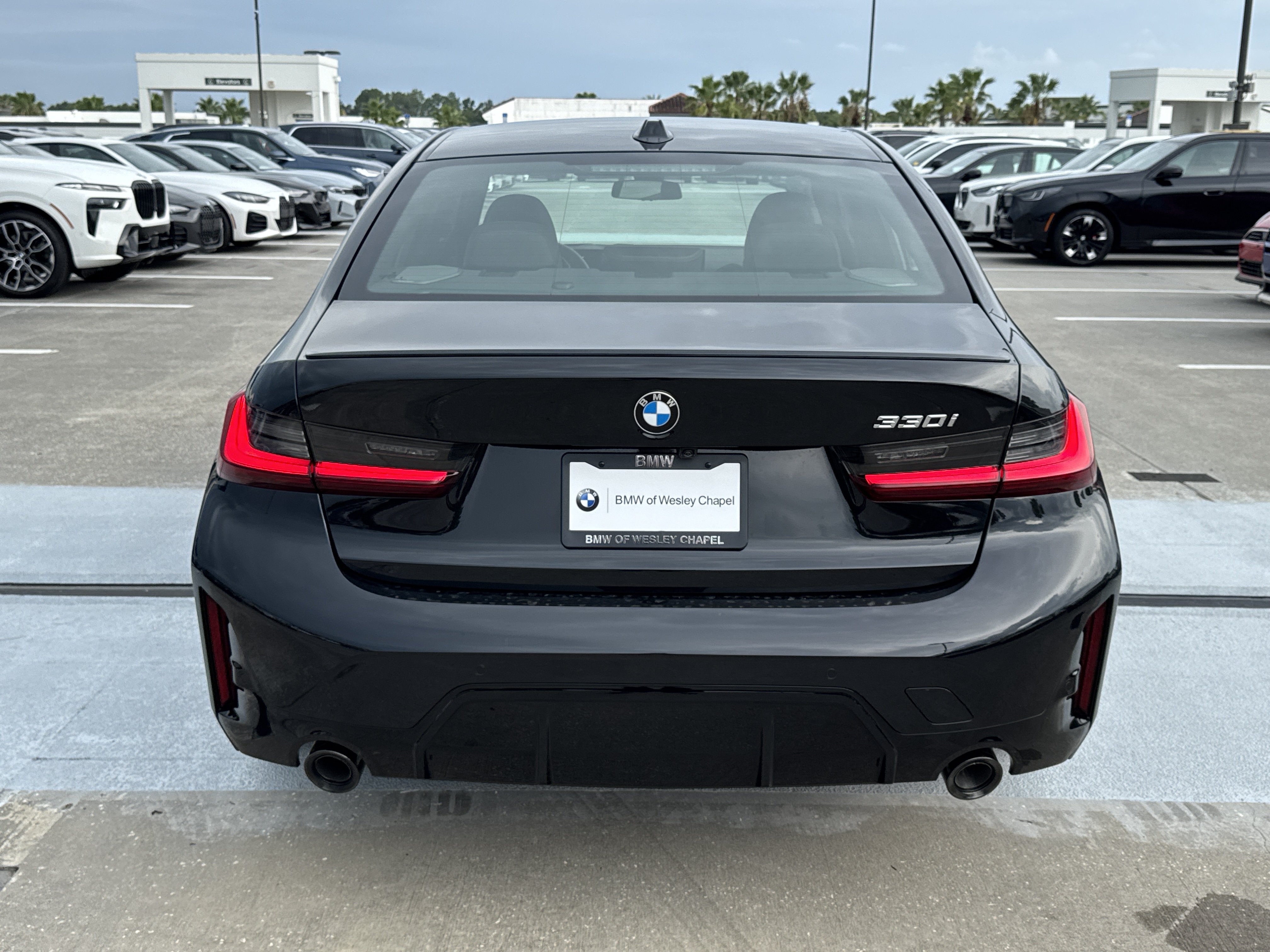 New 2026 BMW 330i Sedan w/ M Sport Package RWD image 6