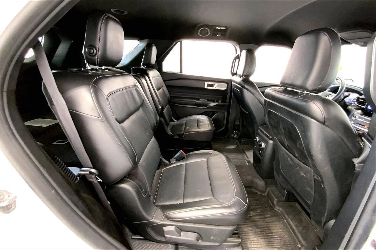 Used 2020 Ford Explorer Limited RWD image 24