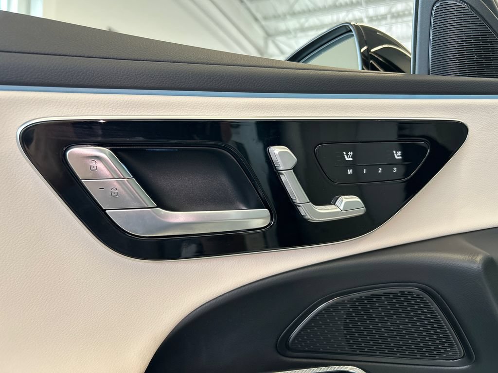 New 2027 Mercedes-Benz E 450 4MATIC Sedan image 11