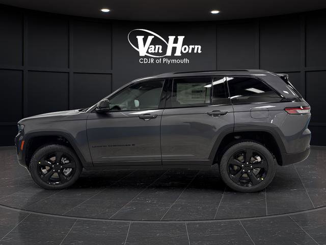 New 2025 Jeep Grand Cherokee Limited w/ Black Appearance Package image 13