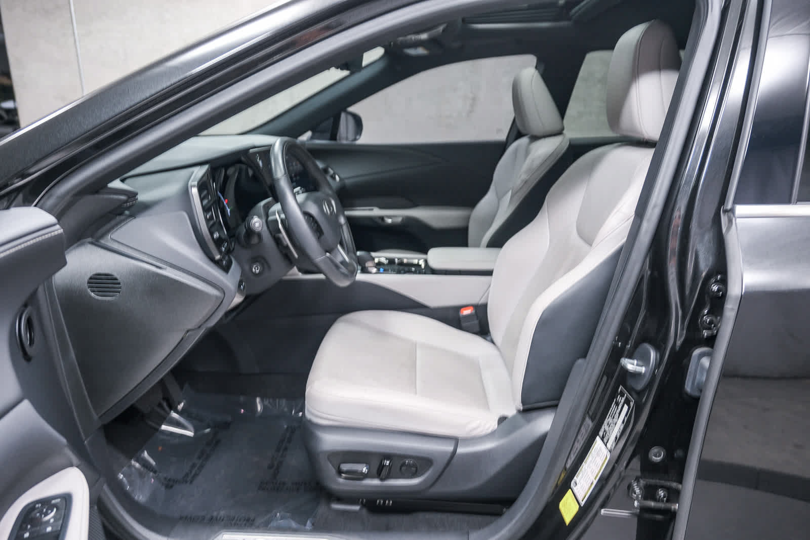 Used 2024 Lexus RX 350 Premium Plus w/ Convenience Package FWD image 24
