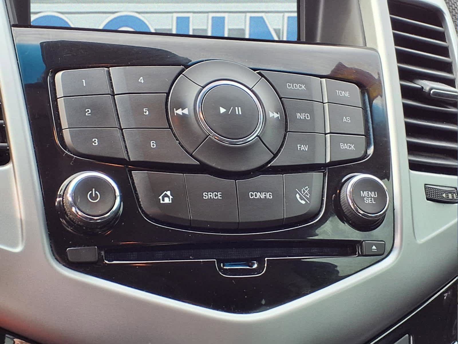 Used 2014 Chevrolet Cruze LT FWD image 16