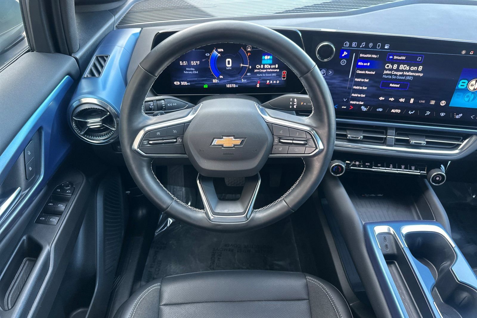 Used 2025 Chevrolet Equinox EV LT w/ Convenience Package image 15