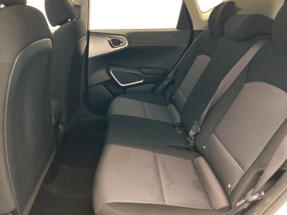 Used 2022 Kia Soul LX w/ Technology Package FWD image 18