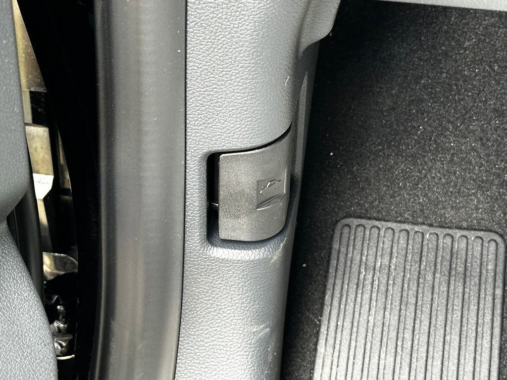 New 2026 Ford F250 Lariat w/ Black Appearance Package image 64