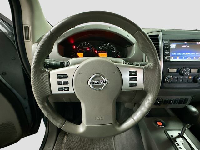 Used 2020 Nissan Frontier SV image 12