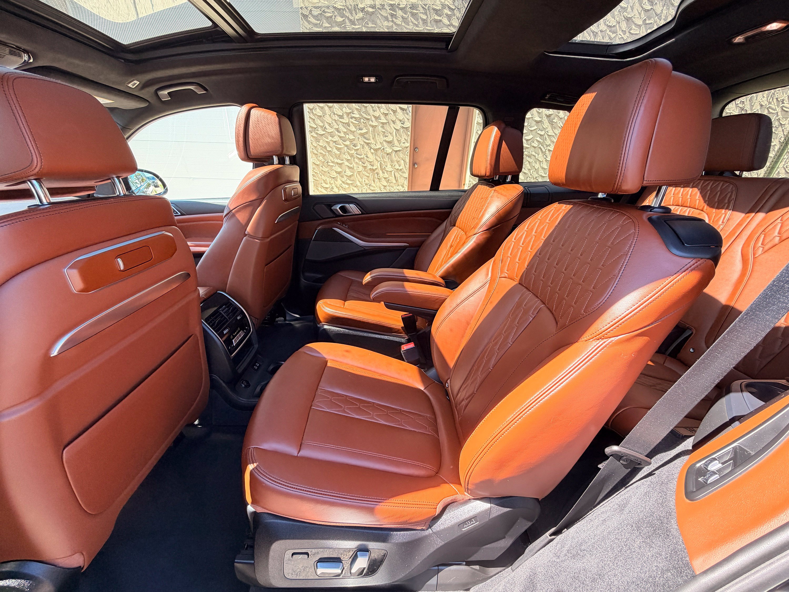 Used 2023 BMW X7 M60i w/ Executive Package AWD/4WD image 18