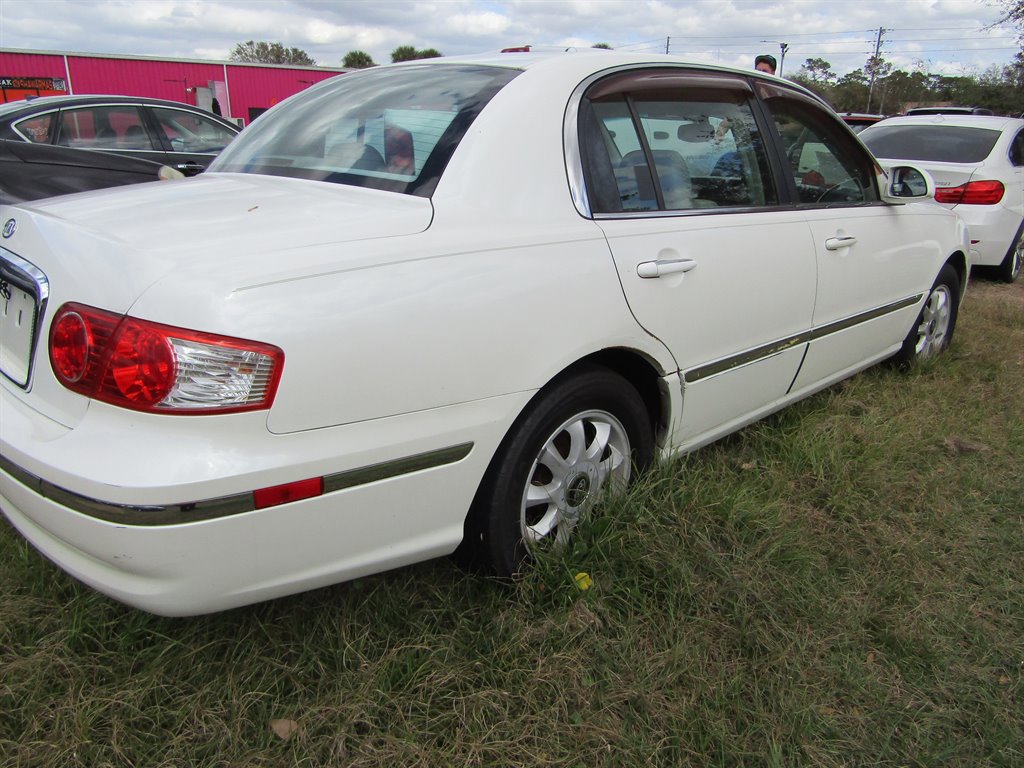 Used 2006 Kia Amanti image 4