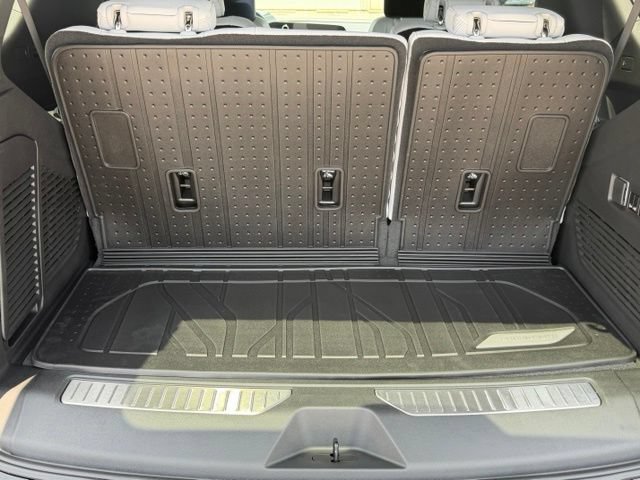 New 2026 Chevrolet Tahoe Premier RWD image 17