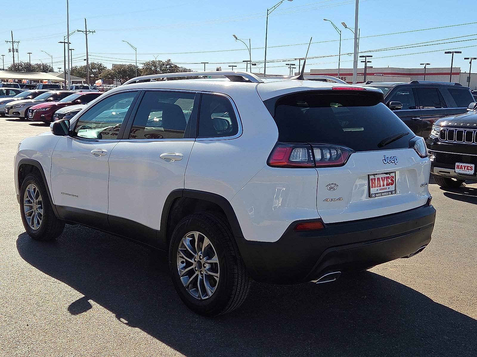 Used 2020 Jeep Cherokee Latitude Plus w/ Cold Weather Group image 3