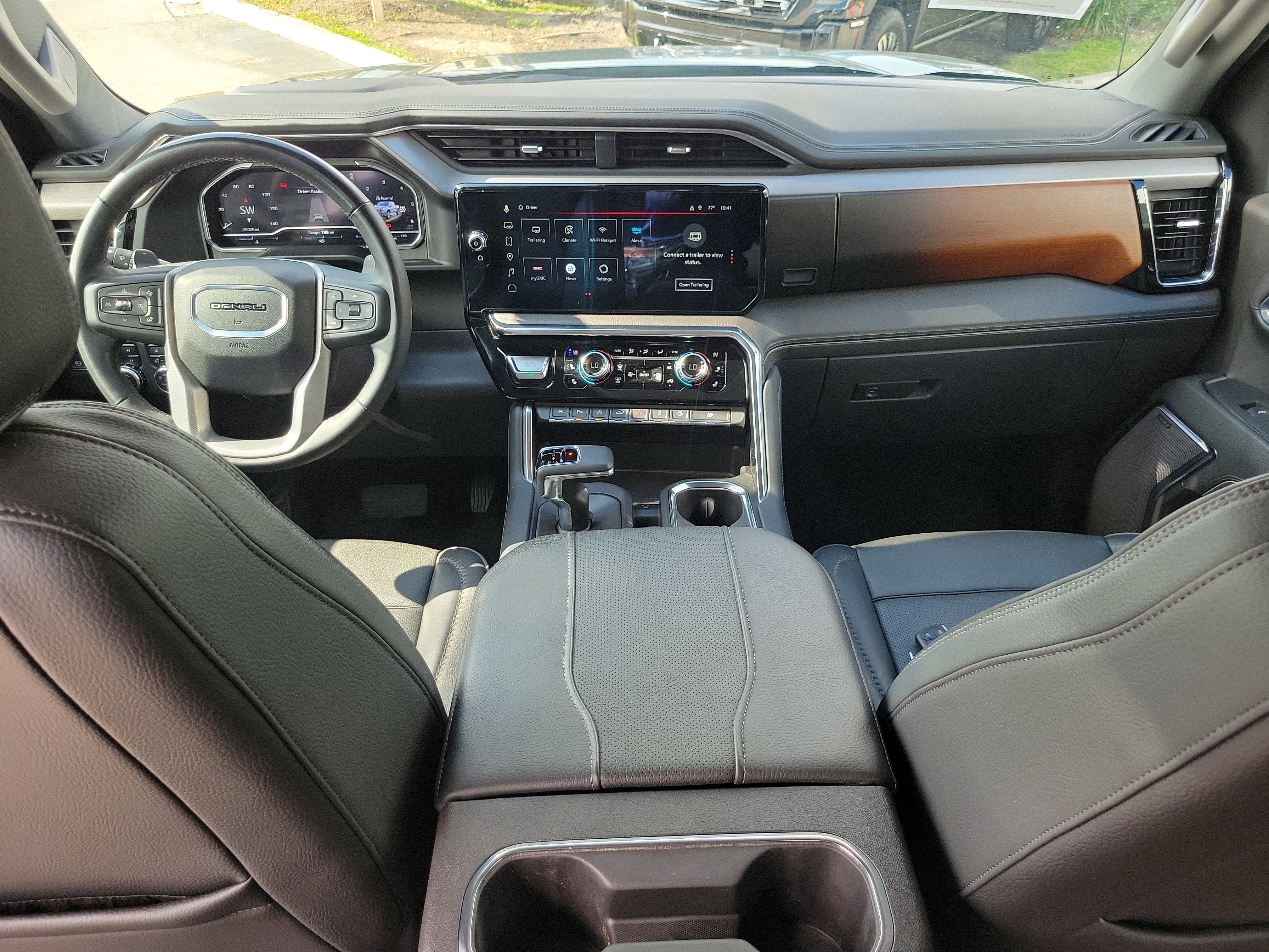 Used 2024 GMC Sierra 1500 Denali w/ Technology Package image 16