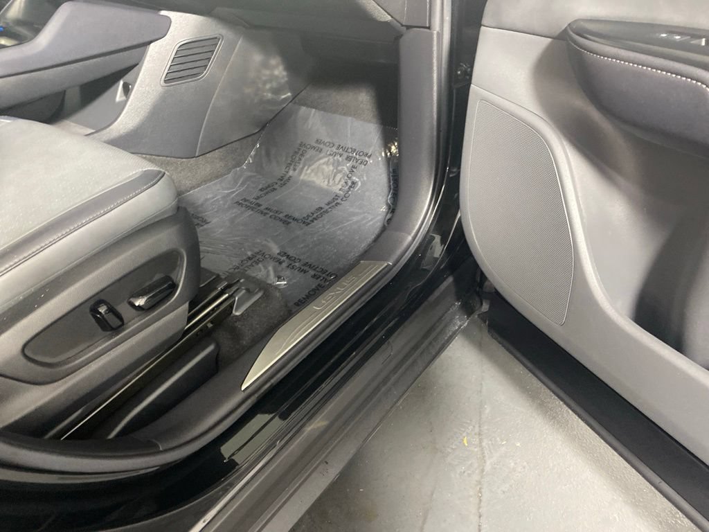 Certified 2023 Lexus RZ 450e Premium w/ Technology Package AWD/4WD image 29