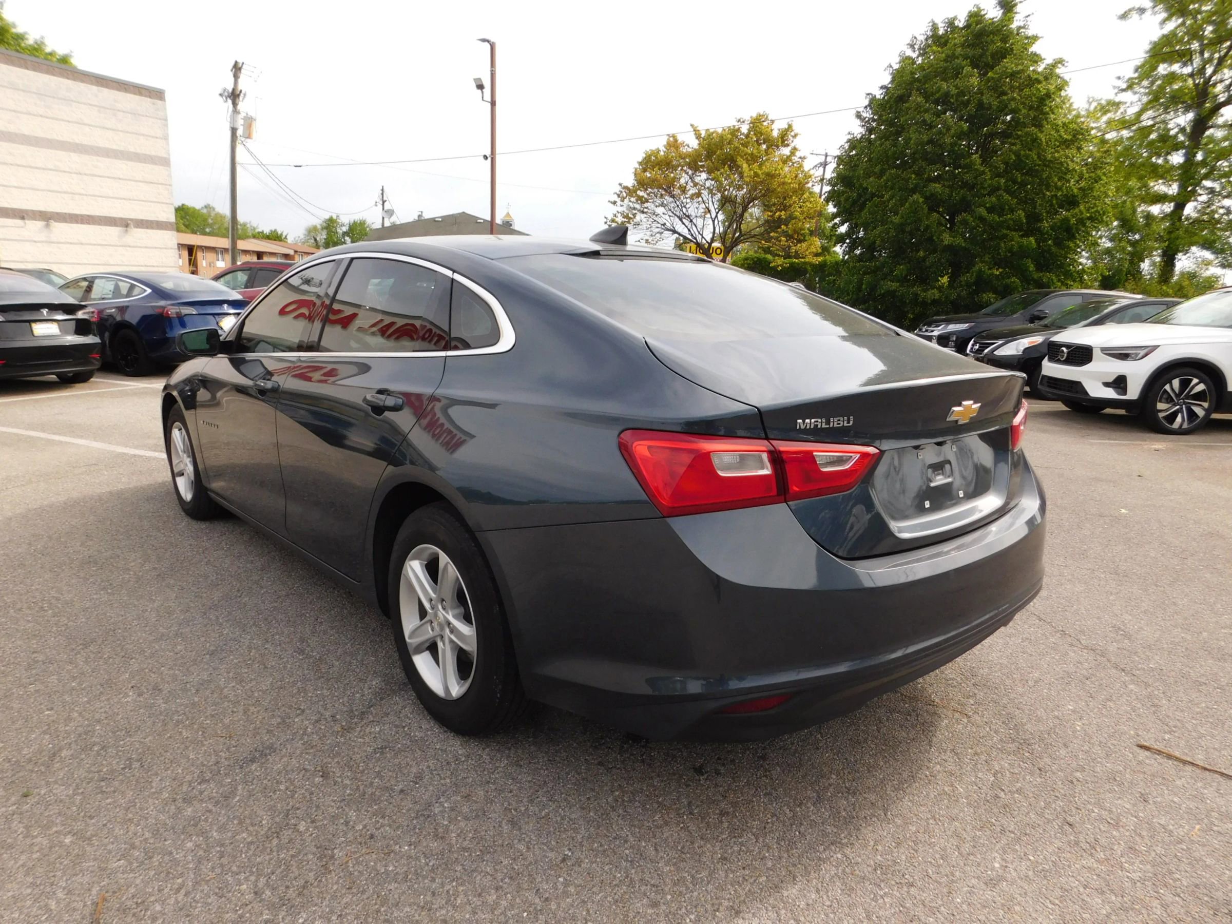 Used 2020 Chevrolet Malibu LS w/ LPO, Convenience Package 2 FWD image 4