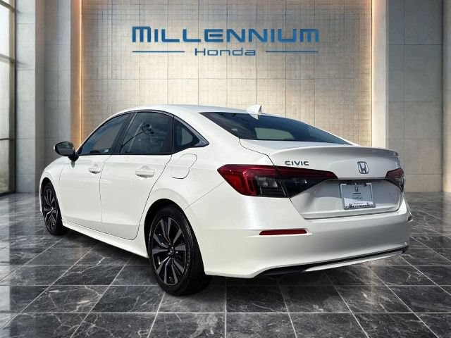 Certified 2024 Honda Civic EX image 3