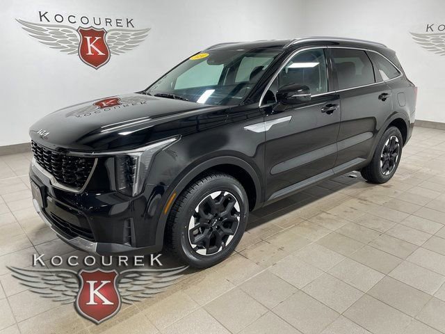 Used 2024 Kia Sorento S image 3