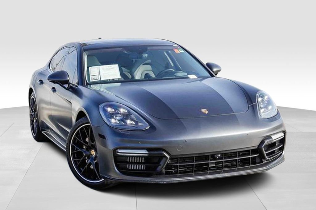 Used 2019 Porsche Panamera GTS image 2