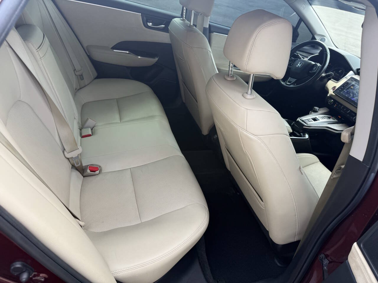 Used 2018 Honda Clarity Touring image 16