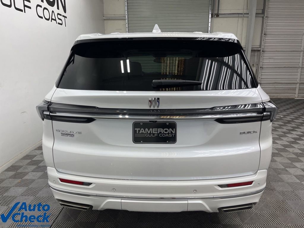 Used 2025 Buick Enclave Avenir image 10
