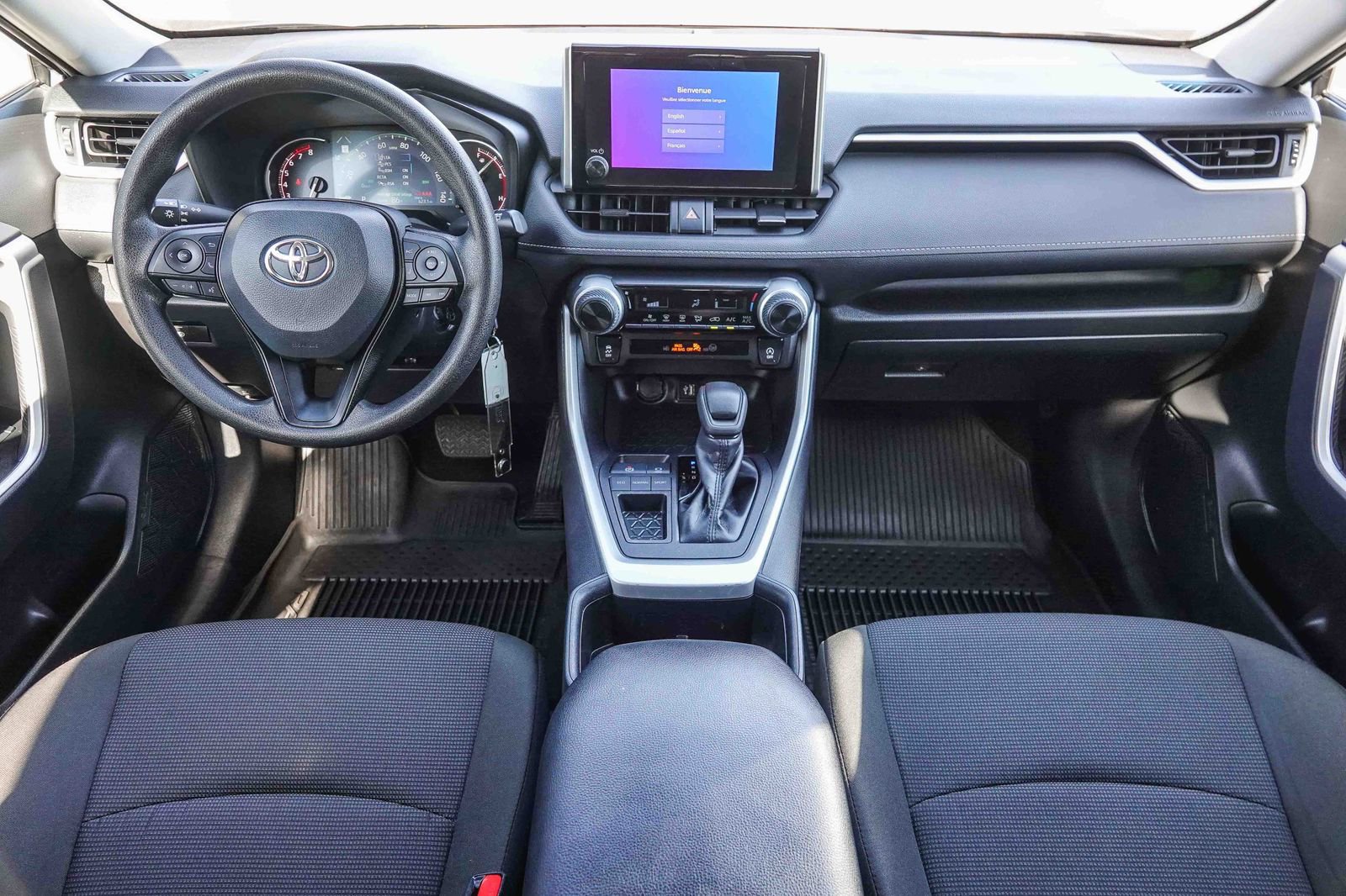 Certified 2025 Toyota RAV4 LE FWD image 15