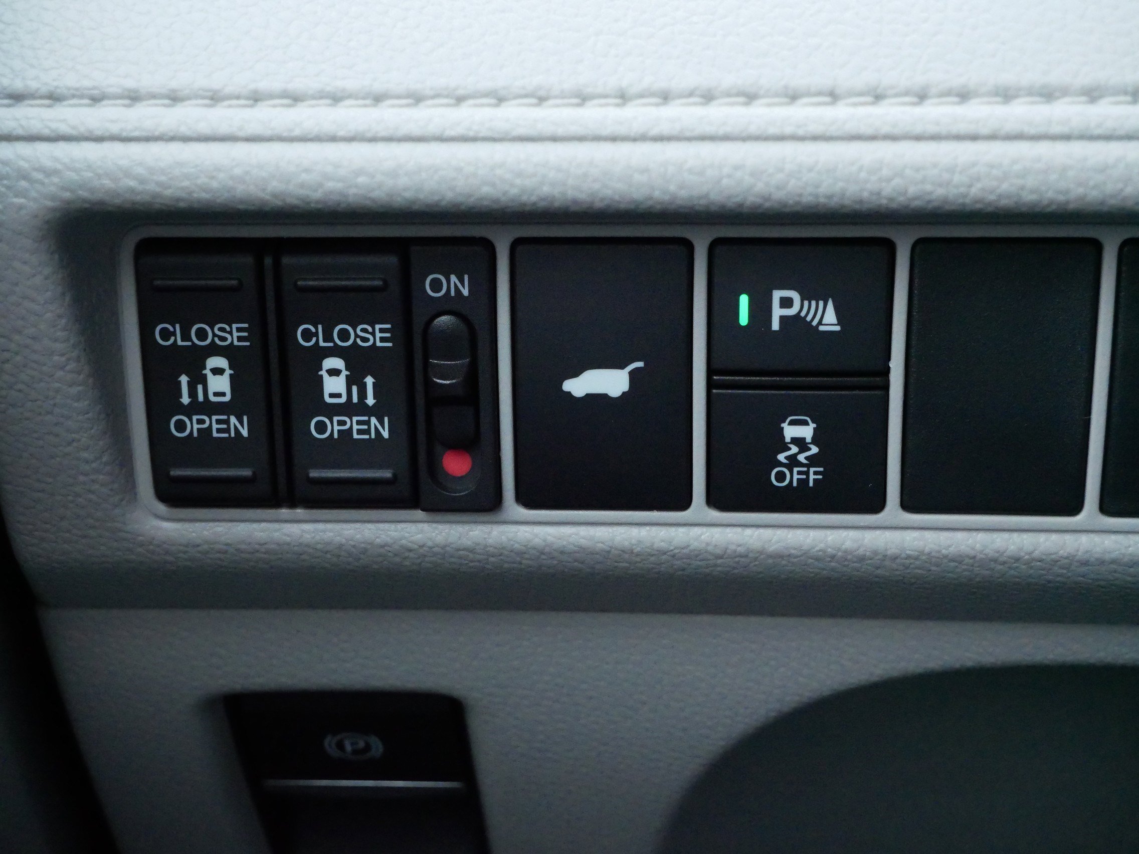 Certified 2026 Honda Odyssey Elite image 27