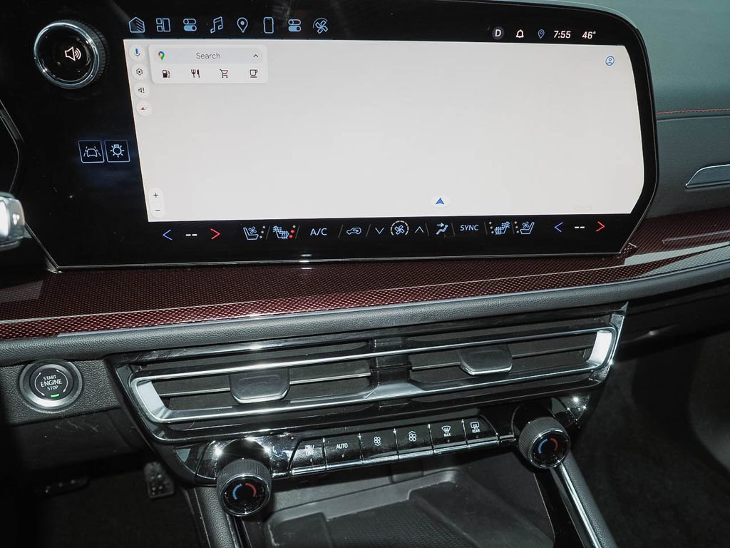 Used 2024 Chevrolet Traverse RS image 10