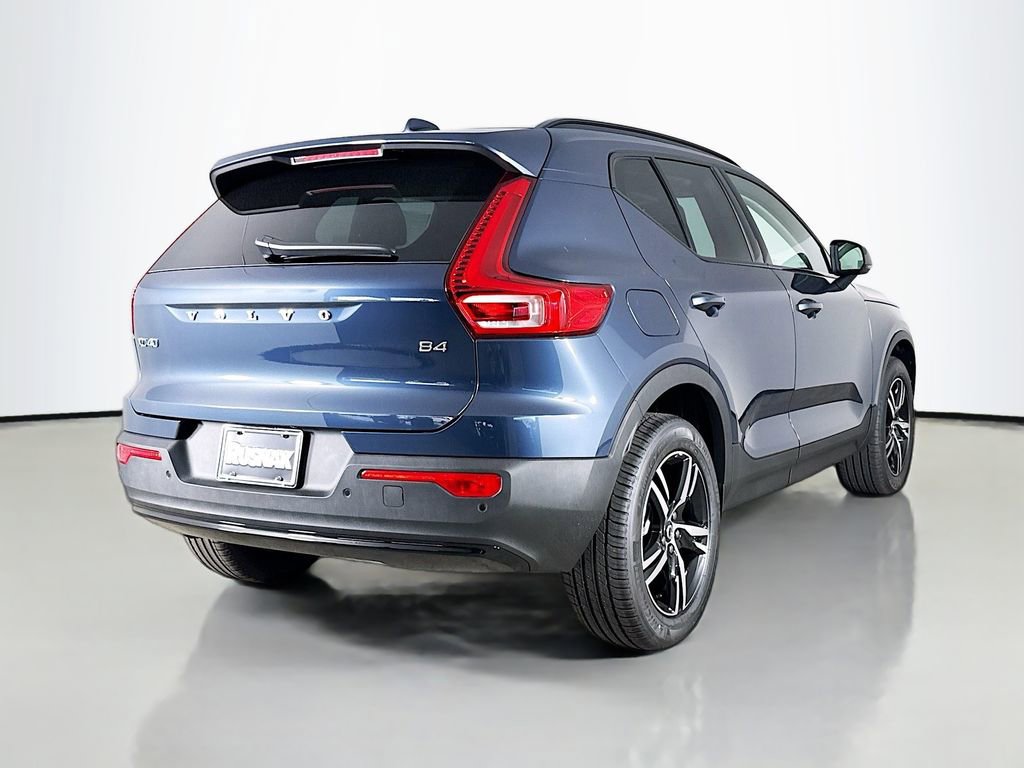 New 2026 Volvo XC40 B4 Core FWD image 7