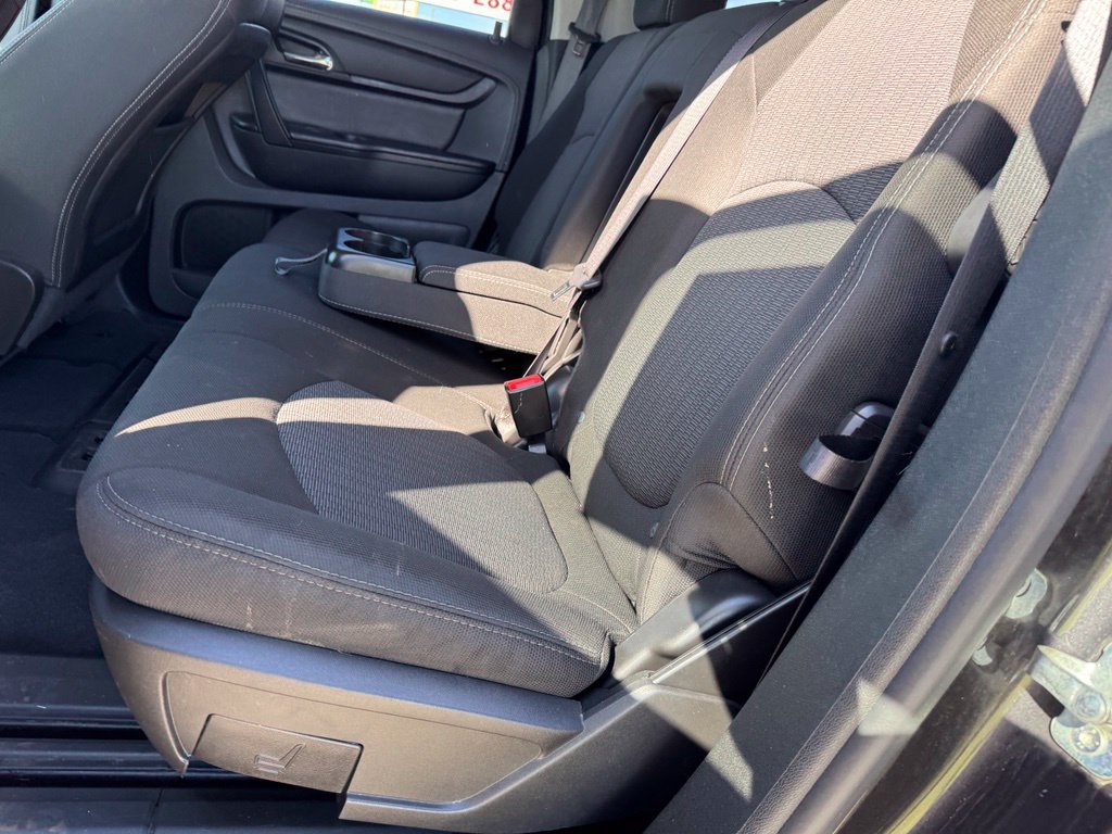 Used 2017 Chevrolet Traverse LT AWD/4WD image 9