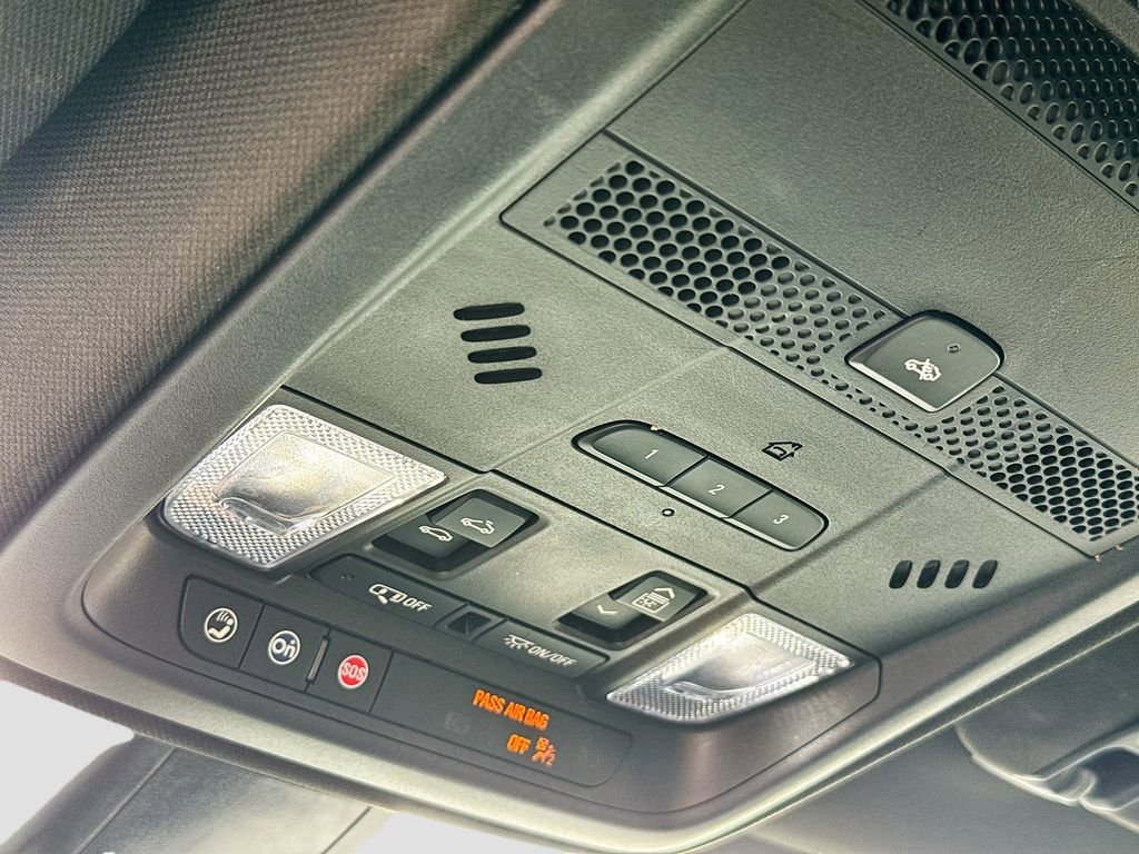 Used 2022 Cadillac XT5 Premium Luxury w/ Technology Package image 20