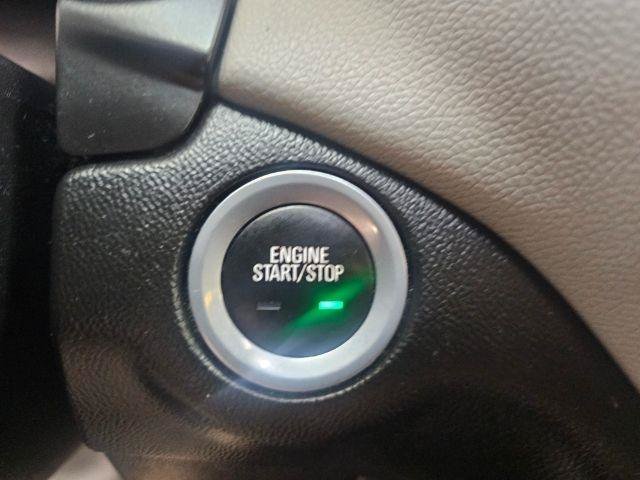 Used 2018 Chevrolet Equinox LS AWD/4WD image 22