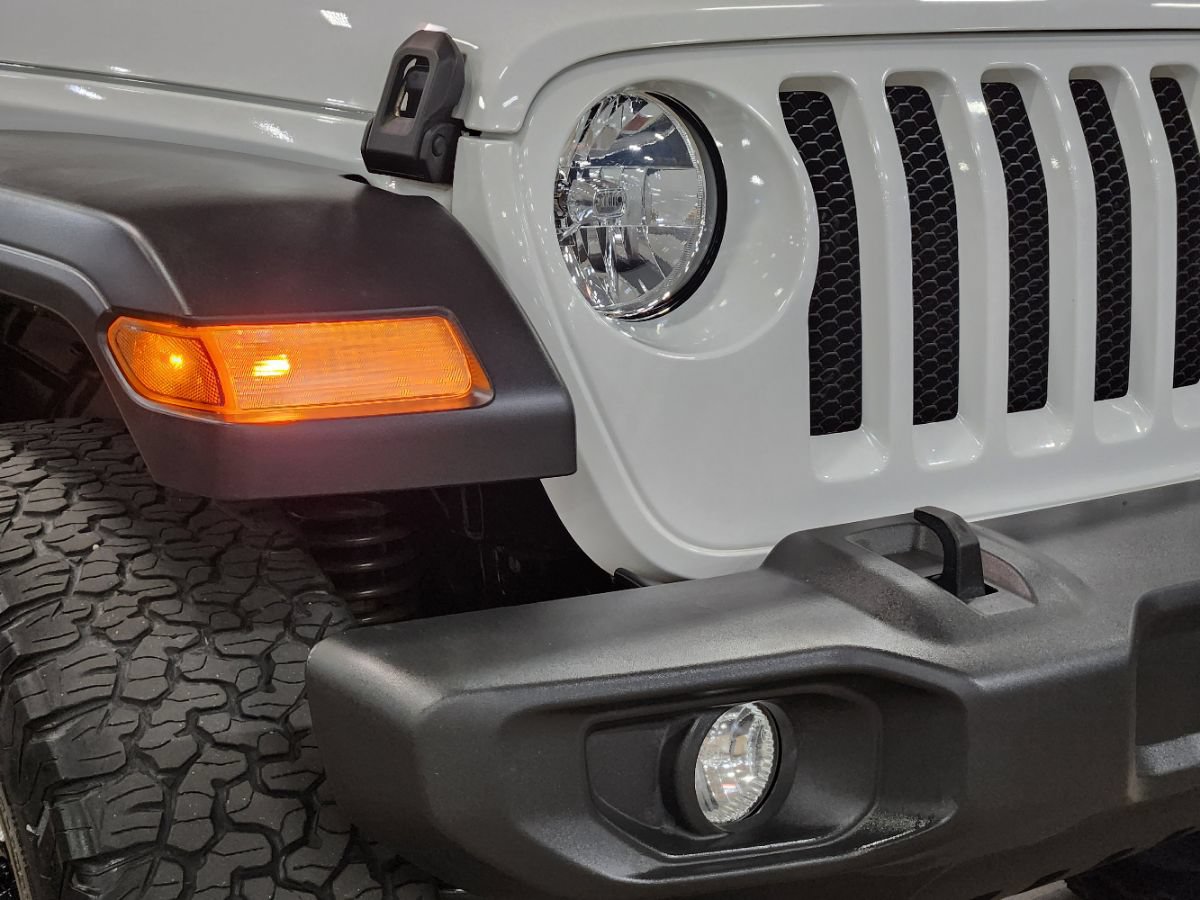 Used 2021 Jeep Wrangler Unlimited Sport AWD/4WD image 13