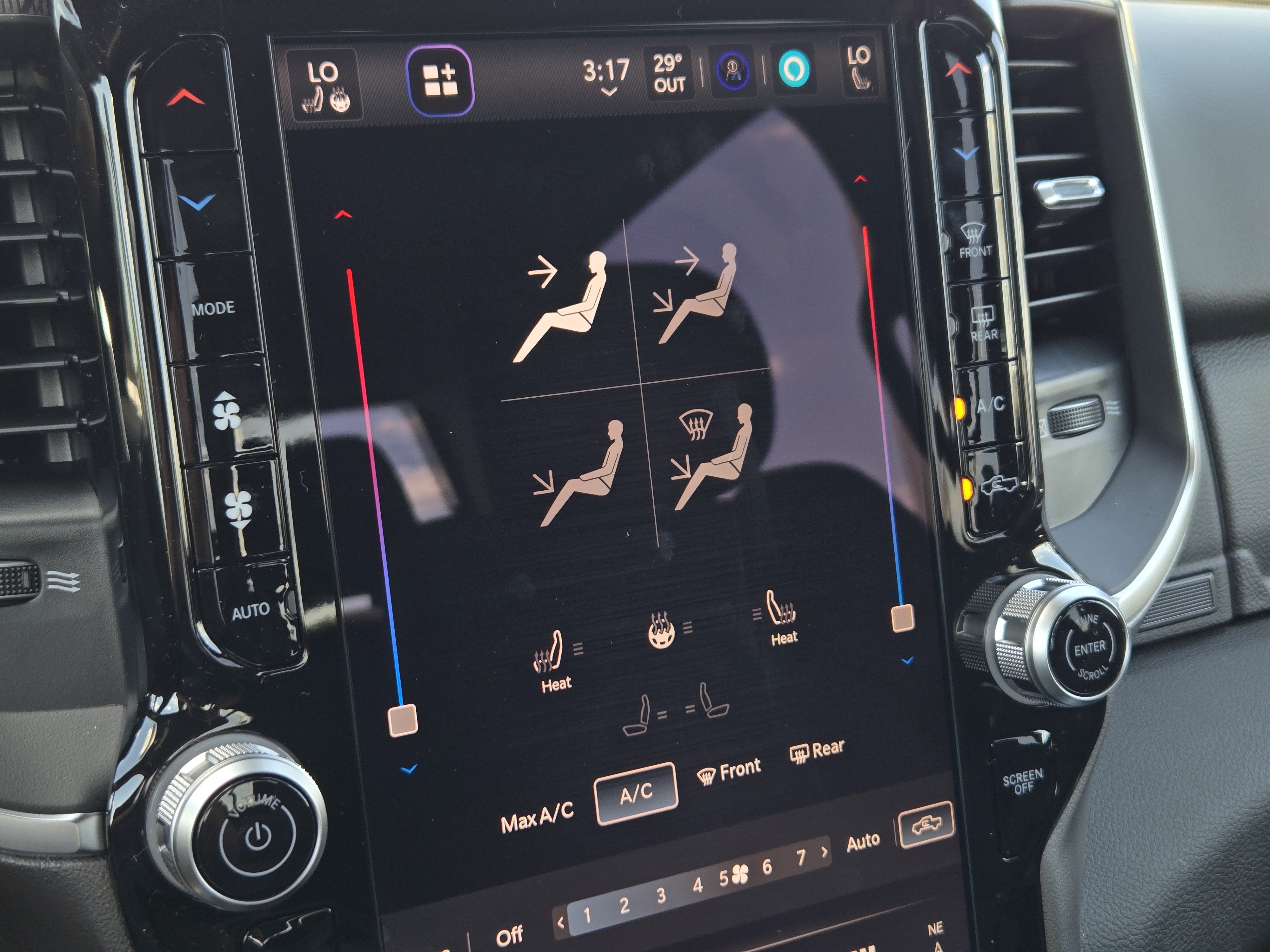 New 2026 RAM 1500 Big Horn AWD/4WD image 16